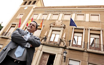 Paco S&aacute;nchez: "En Ciudadanos hemos renunciado a la dedicaci&oacute;n exclusiva si gobernamos, es algo que se puede hacer"