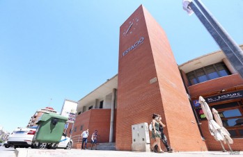 La Polic&iacute;a Local impide que le quiten m&aacute;s de 1.000 euros a un hombre desorientado