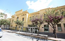 Las familias de Padre Manj&oacute;n vuelven a votar para decidir si quieren jornada continua