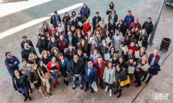 Elda se despide de los participantes en los programas de empleo y da la bienvenida a los que se incorporar&aacute;n en 2023