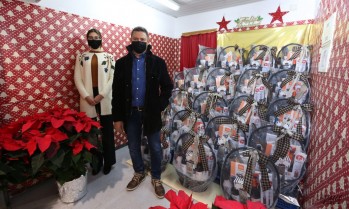 Los mercados de Elda sortear&aacute;n 5.000 euros en vales y cestas entre los compradores esta Navidad