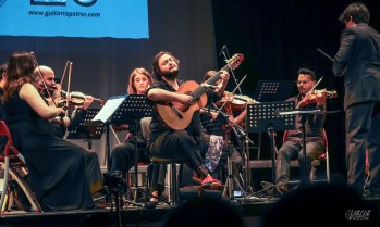 El Festival Internacional de Guitarra de Petrer lleg&oacute; a su fin con un espect&aacute;culo de Yamandu Costa