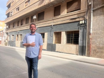 Petrer transforma 44 locales comerciales en viviendas