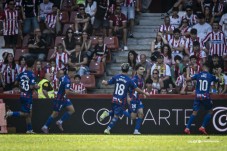 Javi Mart&iacute;nez le da la primera victoria al CD Eldense ante el Sporting de Gij&oacute;n (0-1)