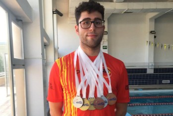 El nadador del CEE Miguel Valiente gana siete medallas en el Campeonato del Mundo Virtus