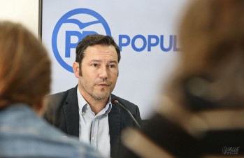 El PP asegura que el equipo de gobierno "ha abandonado" a los j&oacute;venes
