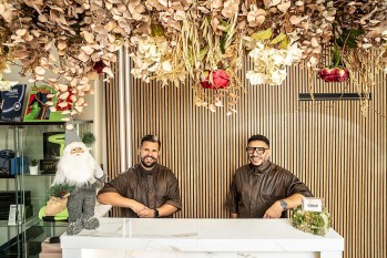 Brilla esta Navidad con los tratamientos capilares para un cabello radiante de COC&Oacute; Beauty Barber