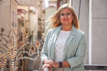 Irene Navarro, alcaldesa de Petrer: "Queremos promocionar la Fiesta m&aacute;s all&aacute; de nuestras fronteras"