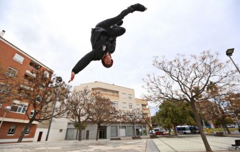 Izan Garc&iacute;a, sin miedo a volar en patines