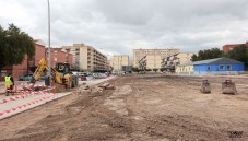 El aparcamiento del Pol&iacute;gono Almafr&aacute; ser&aacute; asfaltado y contar&aacute; con cien plazas