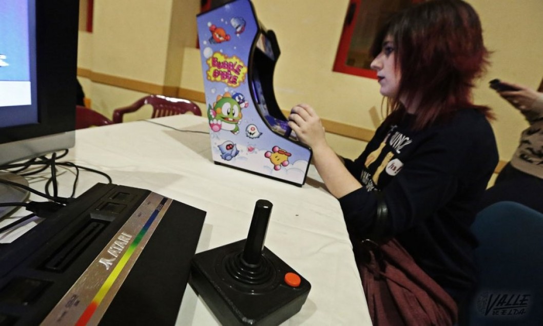 “Tarde friki” con videojuegos, juegos de mesa y talleres para los jóvenes en Petrer “Tarde friki” con videojuegos, juegos de mesa y talleres para los jóvenes en Petrer