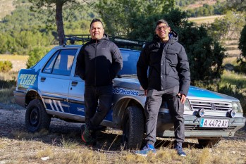 Dos petrerenses participar&aacute;n en un rally solidario en &Aacute;frica con un coche de m&aacute;s de 35 a&ntilde;os