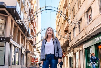 El PP alerta sobre la seguridad en la colocaci&oacute;n de luminarias de la calle Dahellos