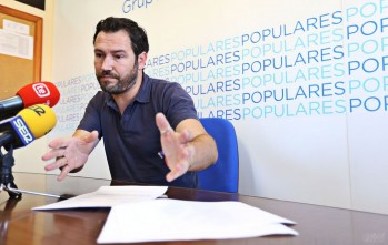 Elda aprueba entregar esta semana 165 de las 3.000 ayudas solicitadas de la "Xarxa de llibres" 