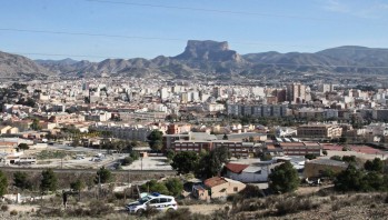 Unas 300 familias eldenses recibir&aacute;n la bonificaci&oacute;n del alquiler de viviendas p&uacute;blicas durante tres meses