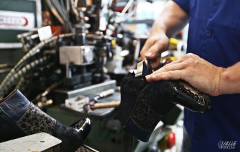 En Elda y Petrer el paro baja en Industria y aumenta en Construcci&oacute;n y Servicios