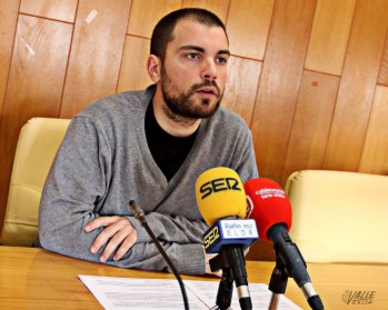 IU propone al pleno implantar los presupuestos participativos en el Ayuntamiento de Elda