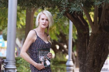 Ver&oacute;nica Mart&iacute;nez, escritora petrerense: "La mayor&iacute;a de mis novelas dan voz a los rincones olvidados de la historia"