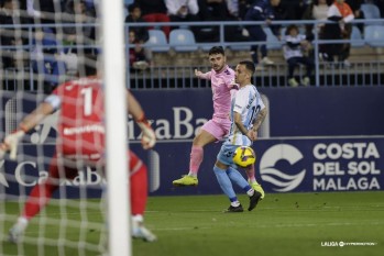 El Eldense se complica la vida en M&aacute;laga (3-0)