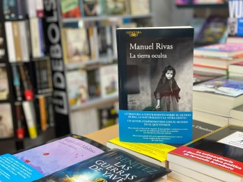 "La tierra oculta" de Manuel Rivas