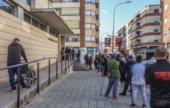 Elda suma 1.553 casos y cinco muertes con COVID-19 en una semana