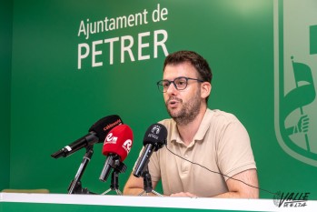 Fernando Portillo: &ldquo;El cierre del centro de D&iacute;a de Salud Mental ha dejado  enfermos sin terminar las terapias&rdquo;