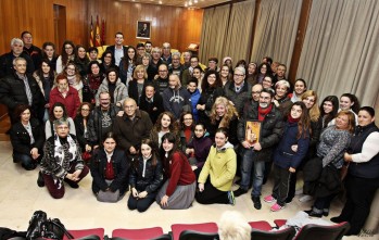 El grupo de danza "La Faltriquera" y la colla de la Mayordom&iacute;a, sin&oacute;nimos de la fiesta y la cultura local
