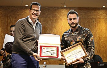 El eldense Ignacio Cantos repite como ganador del L&aacute;piz de Oro en la categor&iacute;a "Mejor Zapato Acabado"