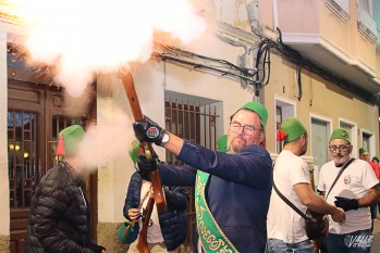 La p&oacute;lvora protagoniza la &uacute;ltima tarde de la Festa dels Capitans
