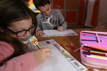 Las l&aacute;minas del Concurso de Dibujo sobre San Ant&oacute;n de Valle de Elda ya en los establecimientos patrocinadores