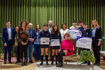 Elia Barcel&oacute; arropa un a&ntilde;o m&aacute;s el concurso literario de Sagrada Familia