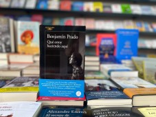 "Qu&eacute; estoy haciendo aqu&iacute;" de Benjam&iacute;n Prado