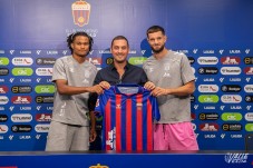 Justin Smith y Julien Yanda, presentados como jugadores del CD Eldense