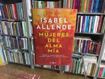 "Mujeres del alma m&iacute;a" de Isabel Allende