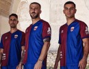 El Eldense presenta su nueva equipación local para la temporada 2025/26 El Eldense presenta su nueva equipación local para la temporada 2025/26