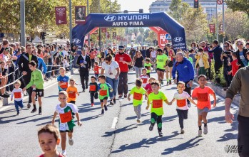 Elda disfruta de una ma&ntilde;ana de atletismo