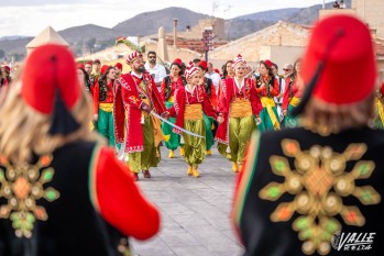 Petrer culmina sus fiestas dando la bienvenida a los nuevos cargos con la Proclamaci&oacute;n