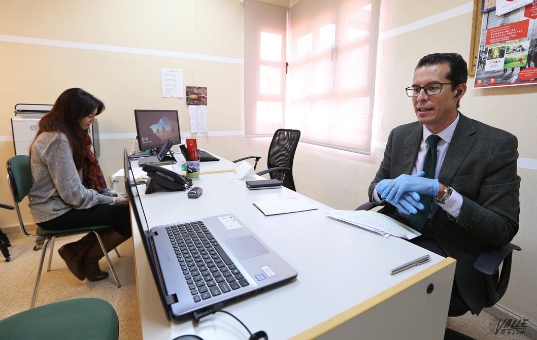 El Ayuntamiento ha invertido 775.000 euros en ayudas de urgencia por la crisis económica por el coronavirus El Ayuntamiento ha invertido 775.000 euros en ayudas de urgencia por la crisis económica por el coronavirus