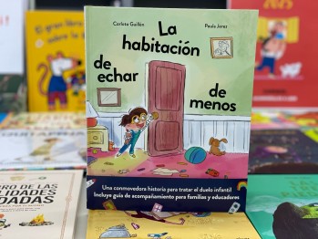 "La habitaci&oacute;n de echar de menos" de Carlota Guill&eacute;n con ilustraciones de Paula Jerez