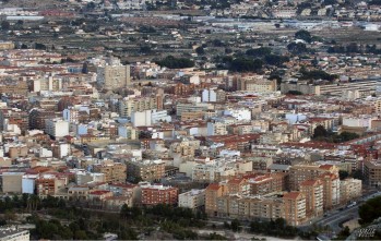 El Ayuntamiento de Elda ayudar&aacute; a otras 65 familias eldenses afectadas por la pandemia