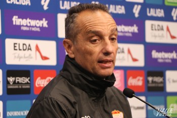 Jos&eacute; Luis Oltra: "Ante el M&aacute;laga hay que ganar, es ahora o nunca"