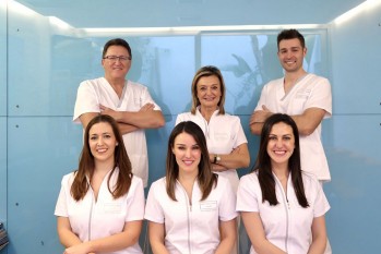 Centro Dental Castelar ofrece tratamientos  con &uacute;ltimas tecnolog&iacute;as en implantes dentales