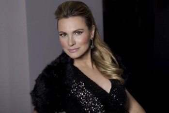 Ainhoa Arteta: "Estoy segura que el p&uacute;blico de Elda va a disfrutar de este nuevo recital"