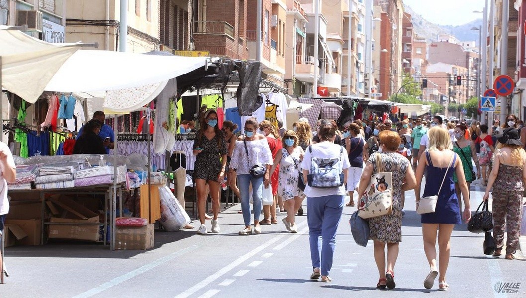 Piden la suspensión del Mercadillo de Elda Piden la suspensión del Mercadillo de Elda