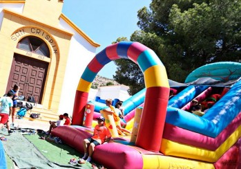 El Grupo Abril organiza una macrofiesta solidaria para construir un colegio en Etiop&iacute;a