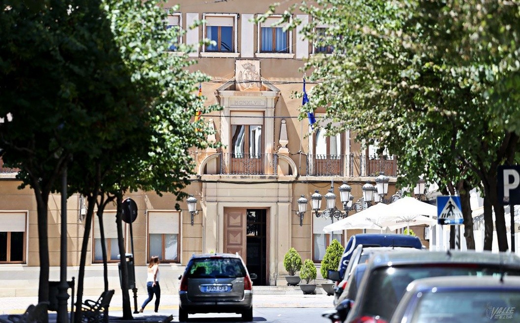 El Ayuntamiento opta a las ayudas de la Unión Europea para dos proyectos de cooperación que ascenderían a 1.400.000 euros El Ayuntamiento opta a las ayudas de la Unión Europea para dos proyectos de cooperación que ascenderían a 1.400.000 euros