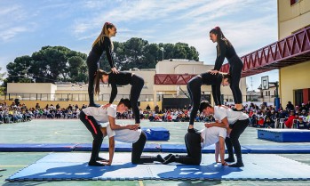 El colegio de las Carmelitas celebr&oacute; el 132 aniversario de la congregaci&oacute;n con su gran fiesta anual