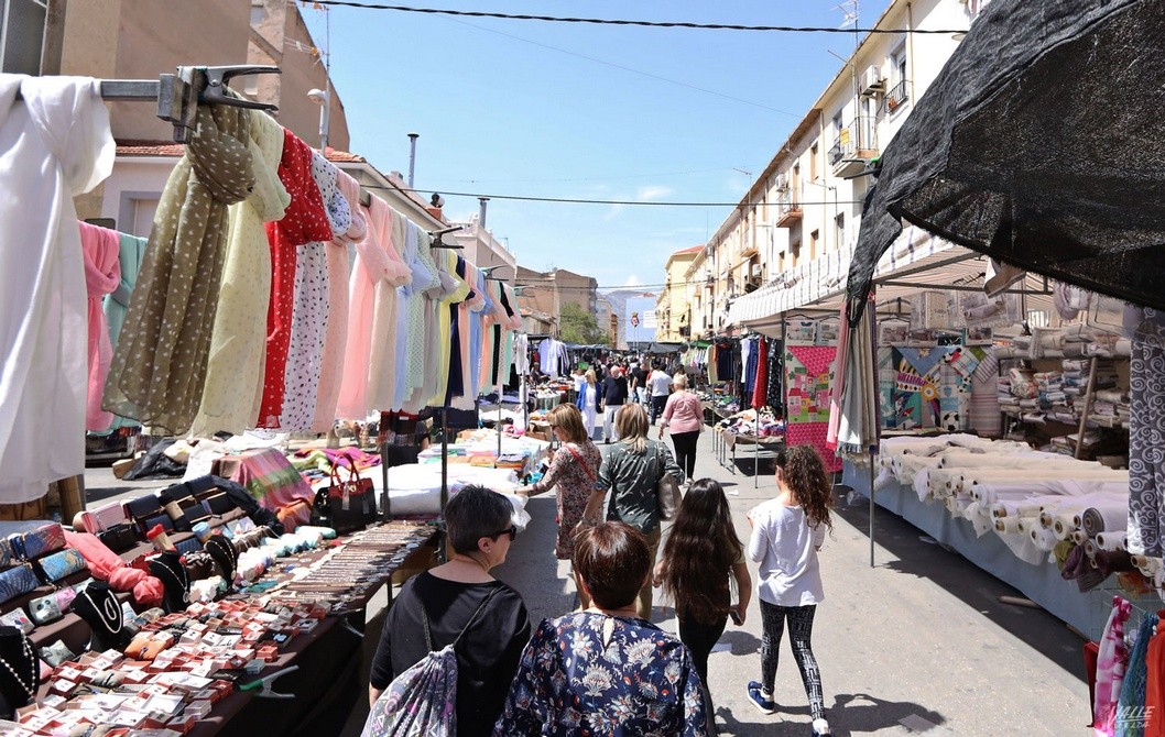 Los mercadillos de Elda seguirán cerrados hasta nuevo aviso Los mercadillos de Elda seguirán cerrados hasta nuevo aviso