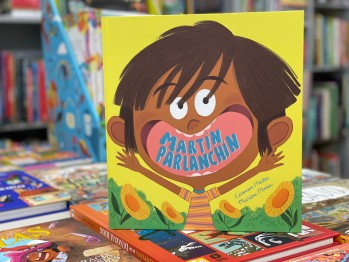 "Mart&iacute;n parlanch&iacute;n" de Carmen Mateo con ilustraciones de Marisa Morea