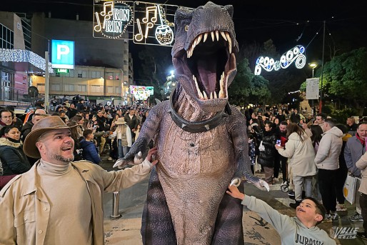 Un paseo navide&ntilde;o por el "Mundo Jur&aacute;sico"